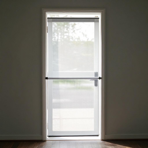 Portas com Tela Mosquiteira: Como Escolher a Melhor Opção para Manter Insetos Fora de Casa